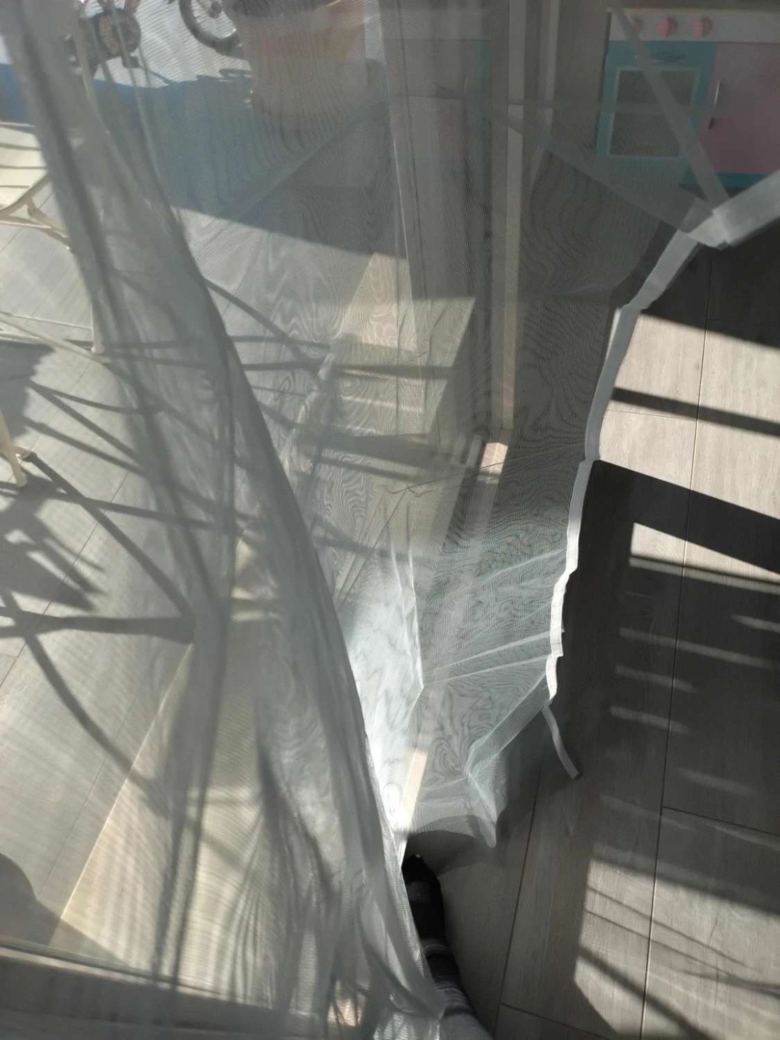 Zanzariera finestra 150x180 cm grigio chiaro senza fori