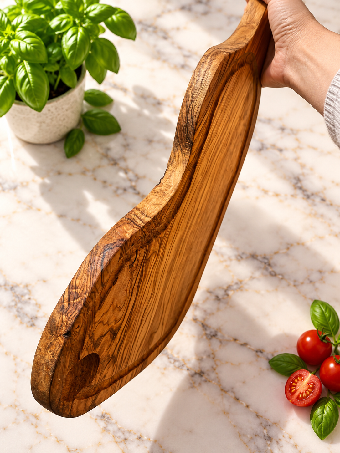 Tagliere "Oceano" in legno d'ulivo - pezzo unico
