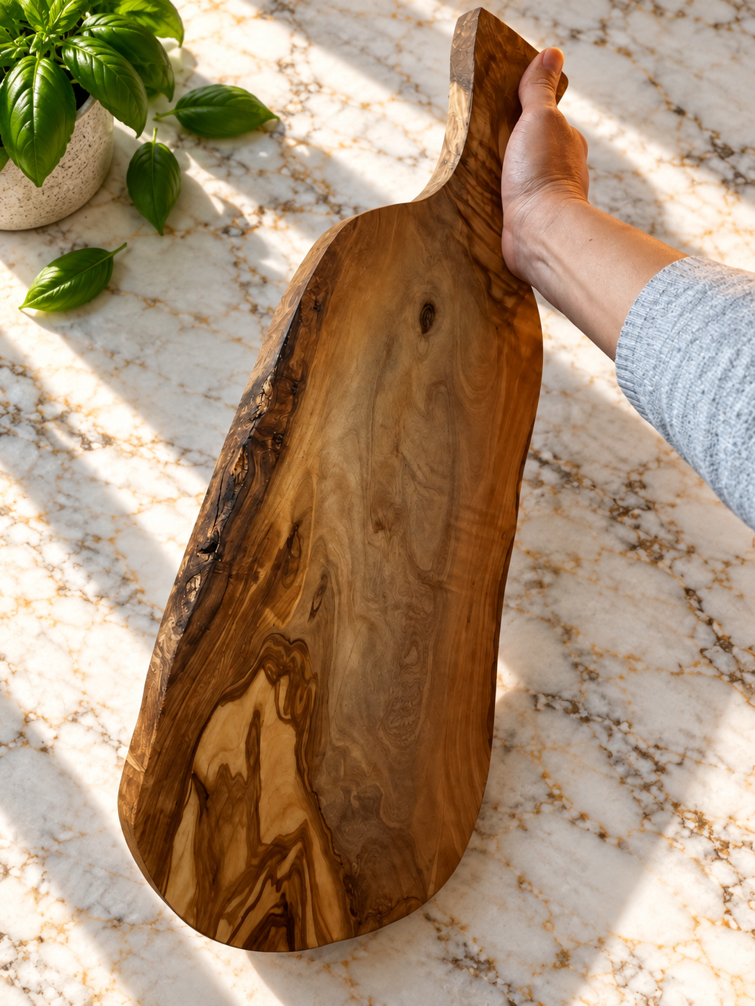 Tagliere "Scogliera" in legno d'ulivo - pezzo unico