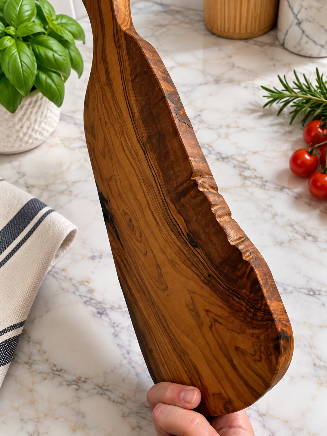 Tagliere "mare" in legno d'ulivo