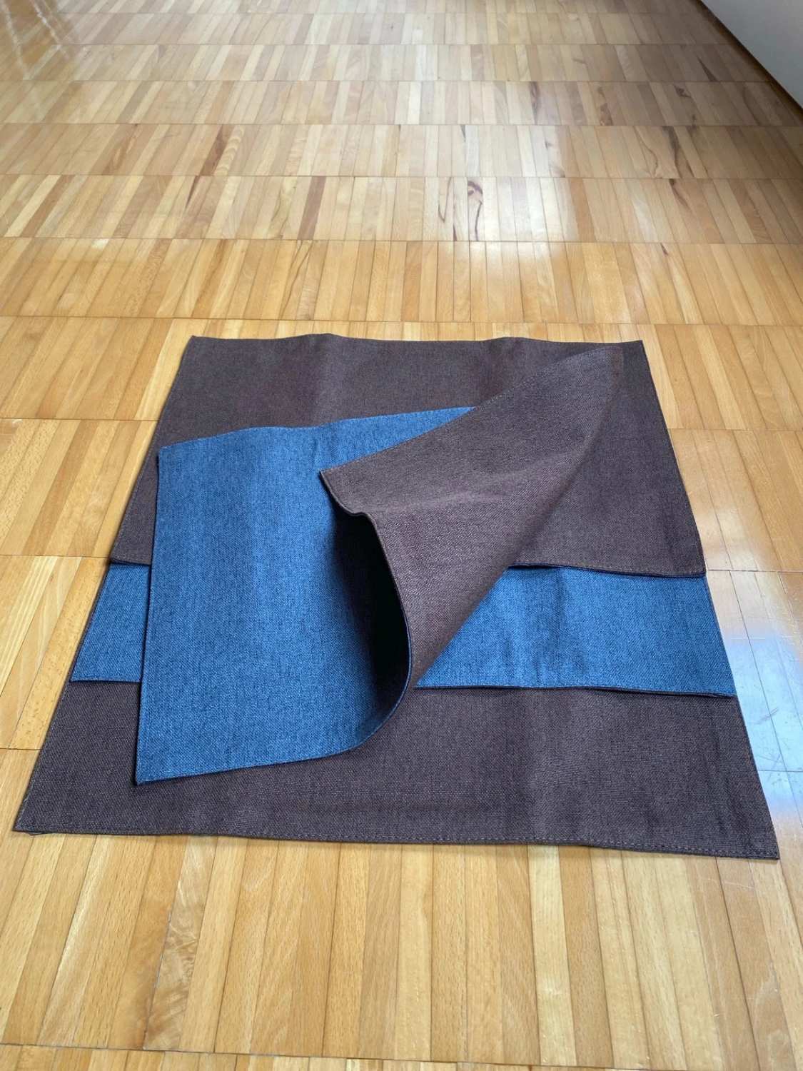 Set 4 tovagliette americane lavabili antiscivolo double face 45x30 cm marrone e ceruleo