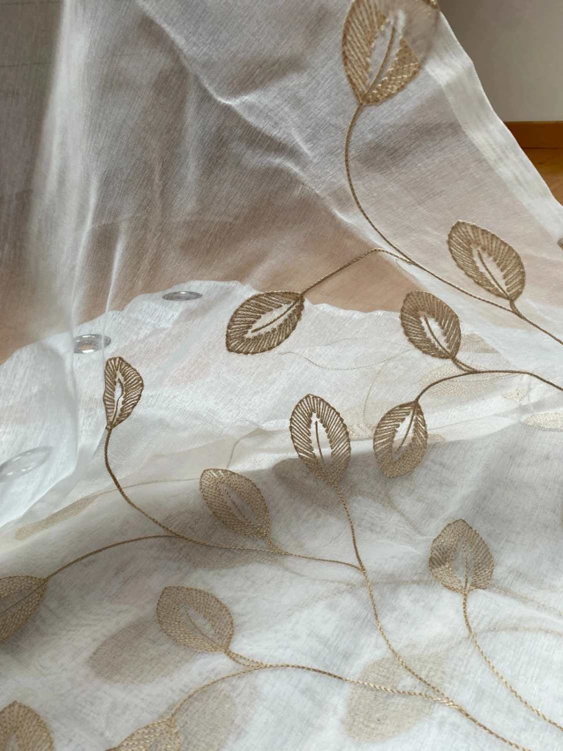 Tende moderne con ricamo foglie